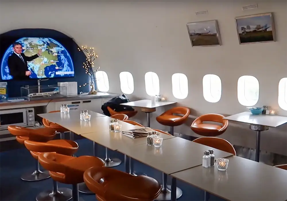 Airplane Hotel
