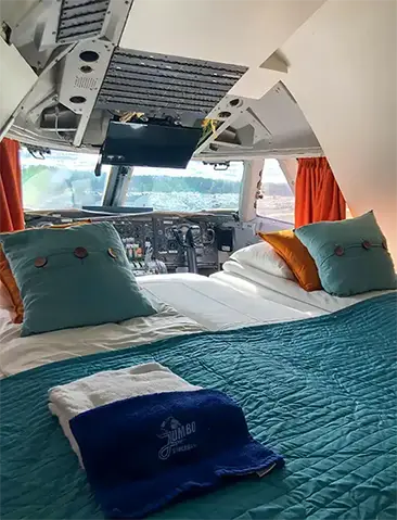 Airplane Hotel