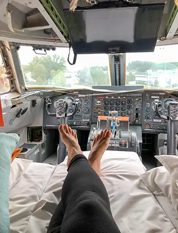 Airplane Hotel